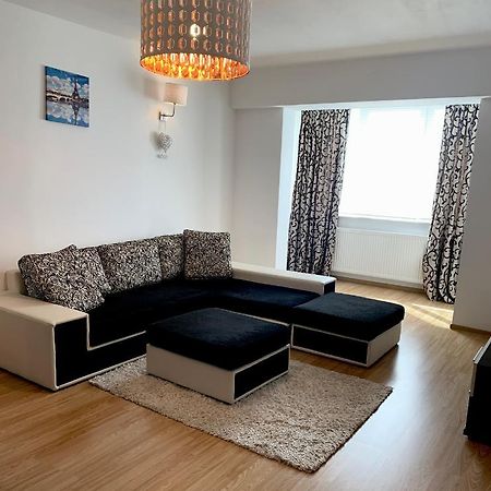 Sunny Central Apartments スチャヴァ エクステリア 写真